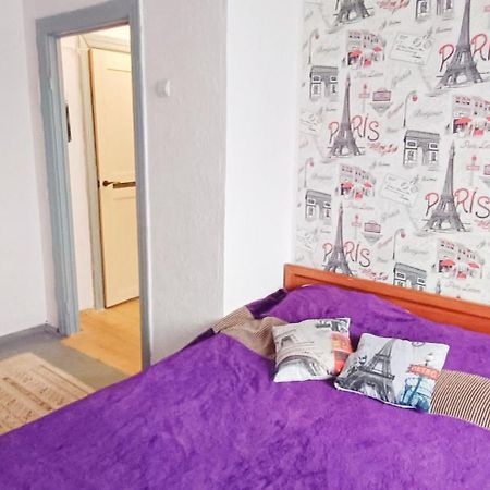 Apartment On Vadim Hetman Street 38 - Industrial Bridge Kyiv Exterior foto